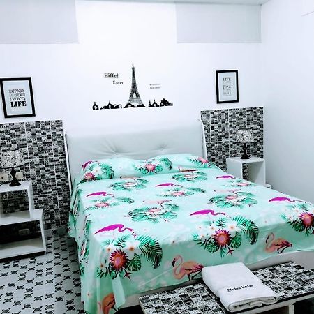 Stylus Hotel Икитос Екстериор снимка