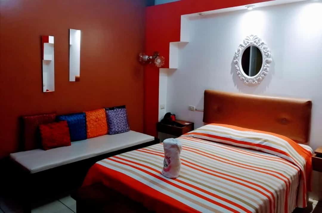 Stylus Hotel Икитос Екстериор снимка