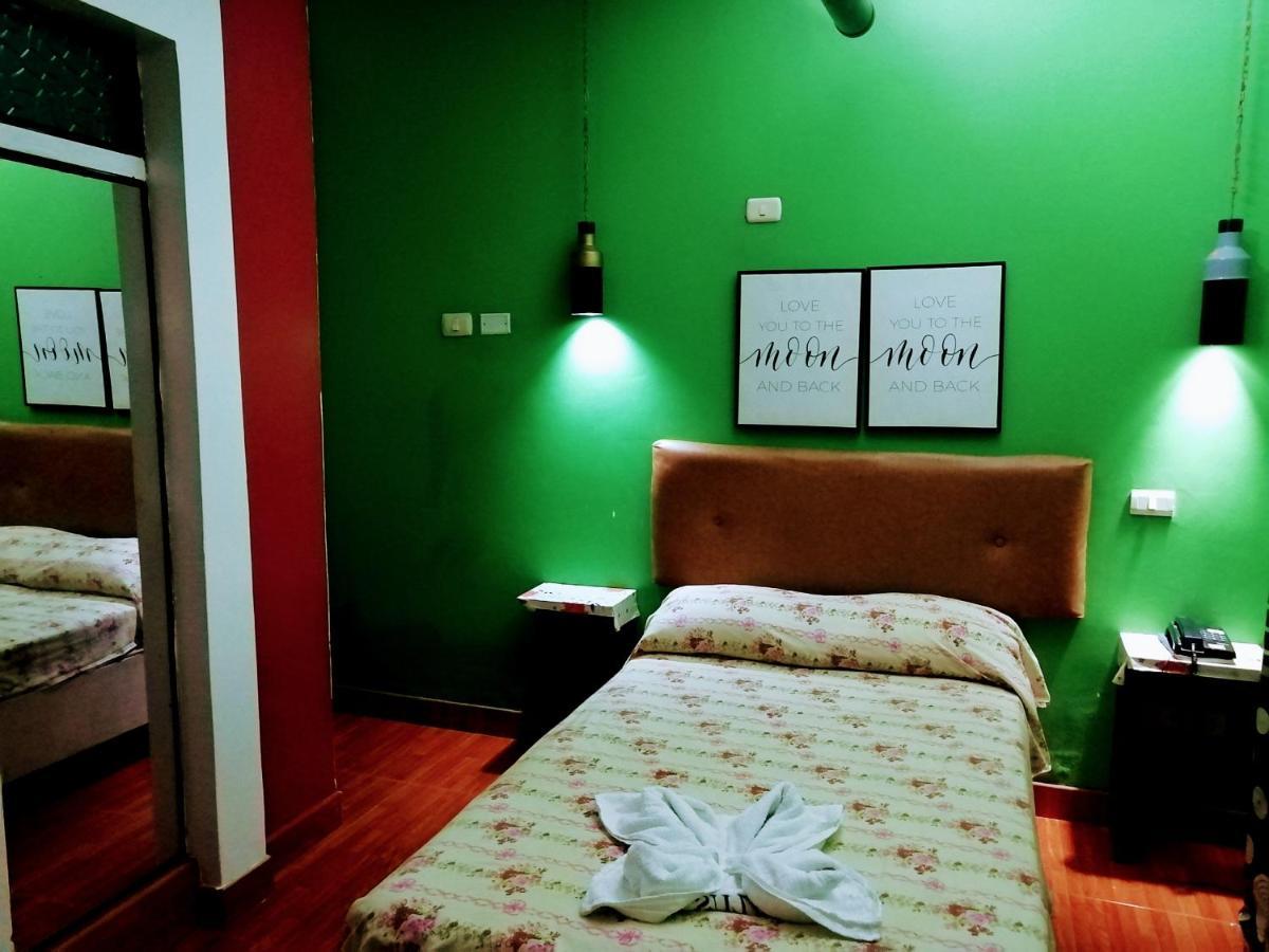 Stylus Hotel Икитос Екстериор снимка